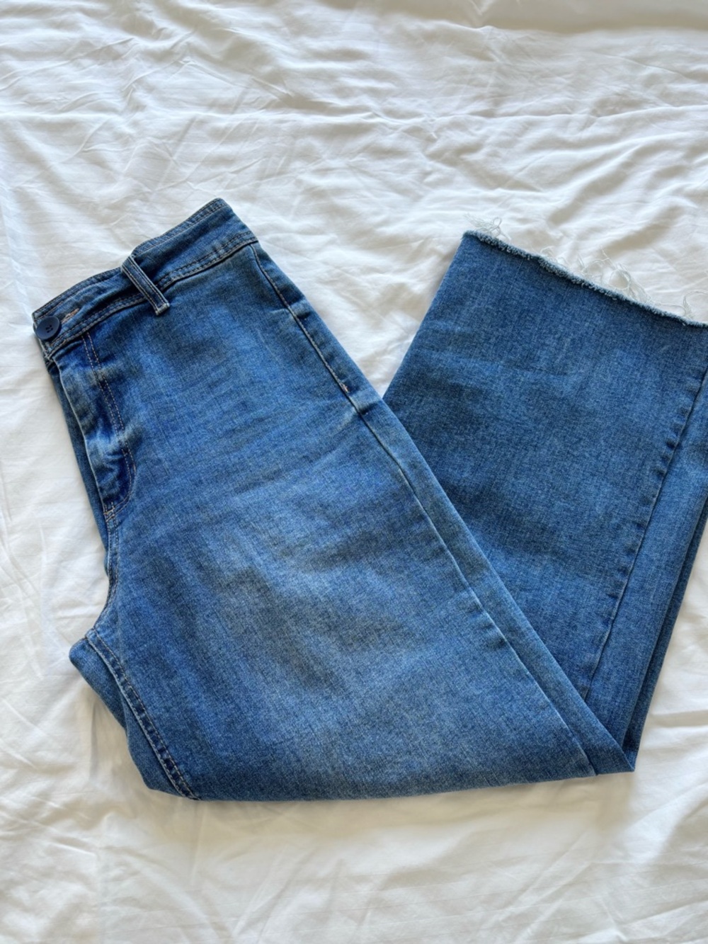 Oat High-Rise Cropped Jeans